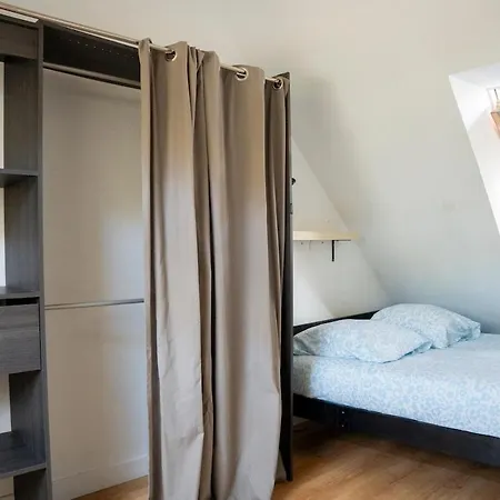 Maison De Avec Jardin * קאין