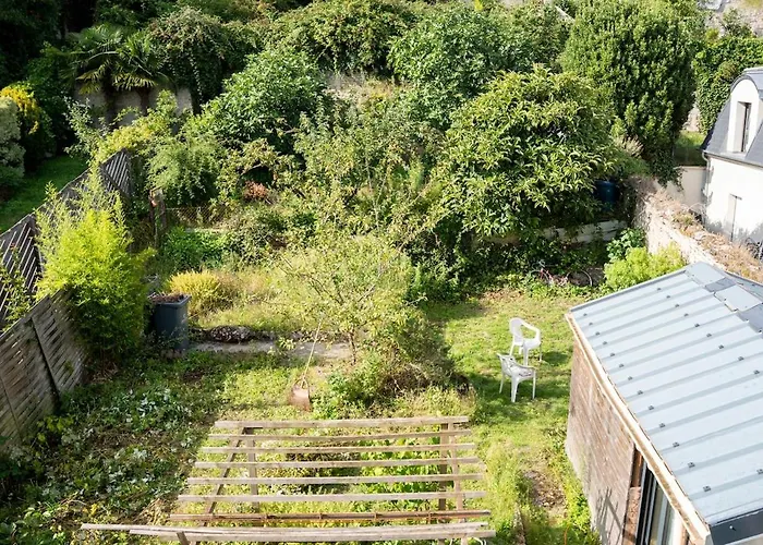 Maison De Avec Jardin アパート カーン