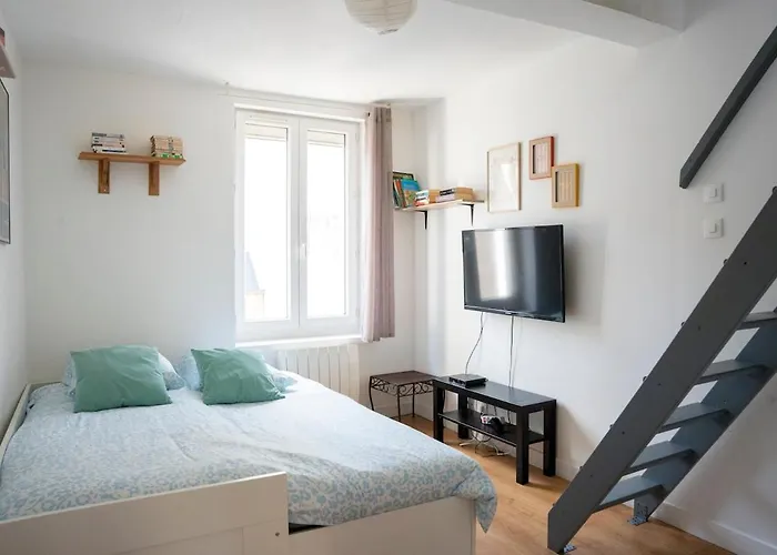 Maison De Avec Jardin アパート